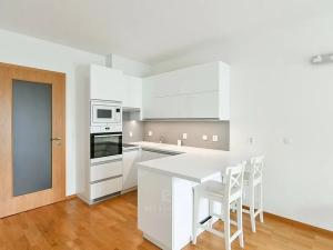 Pronájem bytu 1+kk, Praha - Nové Město, 42 m2
