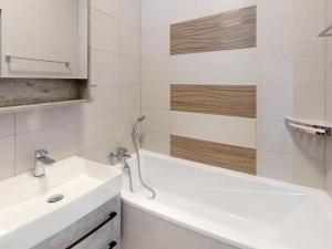 Pronájem bytu 3+1, Litvínov - Horní Litvínov, Koldům, 64 m2