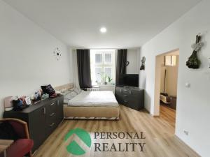 Prodej bytu 1+1, Karlovy Vary, K. Čapka, 41 m2