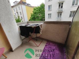 Prodej bytu 1+1, Karlovy Vary, K. Čapka, 41 m2
