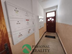 Prodej bytu 1+1, Karlovy Vary, K. Čapka, 41 m2