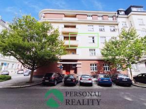 Prodej bytu 1+1, Karlovy Vary, K. Čapka, 41 m2