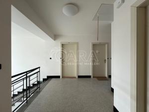 Pronájem bytu 2+kk, Praha - Strašnice, Černokostelecká, 41 m2