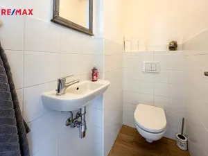 Prodej rodinného domu, Chaloupky, 154 m2