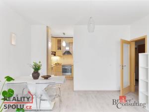 Prodej bytu 2+kk, Praha - Jinonice, Za zámečkem, 72 m2