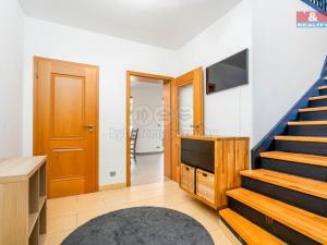 Prodej rodinného domu, Kamenice - Ládví, Lísková, 299 m2