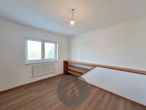 Pronájem bytu 2+kk, Rosice, Trávníky, 40 m2