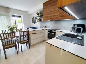 Prodej bytu 2+kk, Písek - Hradiště, Cihlářská, 137 m2