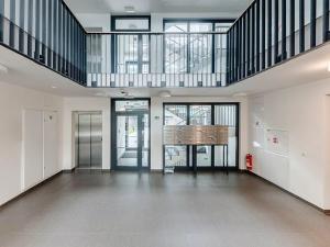 Pronájem bytu 1+kk, Praha - Holešovice, U průhonu, 35 m2