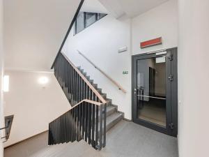 Pronájem bytu 1+kk, Praha - Holešovice, U průhonu, 35 m2