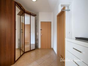 Pronájem bytu 2+kk, Praha - Smíchov, Na Neklance, 52 m2