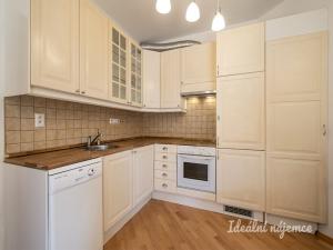 Pronájem bytu 2+kk, Praha - Smíchov, Na Neklance, 52 m2