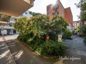 Pronájem bytu 2+kk, Praha - Smíchov, Na Neklance, 52 m2
