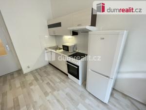 Pronájem bytu 1+kk, Praha - Smíchov, Moulíkova, 30 m2