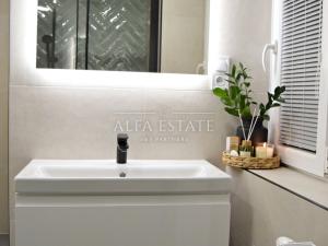 Pronájem bytu 3+kk, Ostrov, U Nemocnice, 72 m2