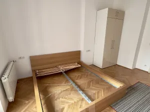 Pronájem bytu 2+kk, Praha - Staré Město, Platnéřská, 57 m2