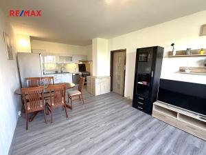 Pronájem bytu 3+kk, Praha - Modřany, Levského, 57 m2