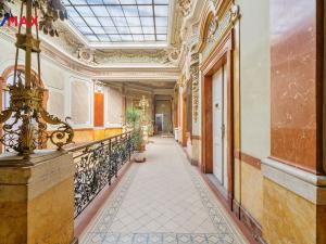 Pronájem historického objektu, Hradec Králové, Tomkova, 1502 m2