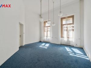 Prodej historického objektu, Hradec Králové, Tomkova, 1502 m2