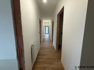 Prodej bytu 4+kk, Šlapanice, Těsnohlídkova, 97 m2