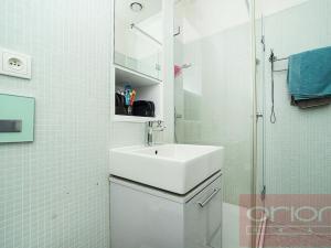 Pronájem bytu 4+1, Praha - Smíchov, Drtinova, 120 m2