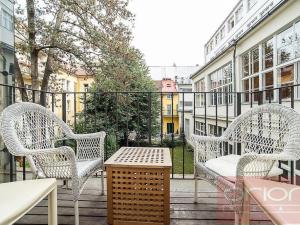 Pronájem bytu 4+1, Praha - Smíchov, Drtinova, 120 m2
