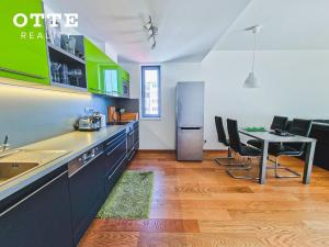 Pronájem bytu 2+kk, Plzeň, Šafaříkovy sady, 57 m2