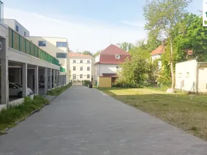 Pronájem garážového stání, Františkovy Lázně, Nádražní, 20 m2