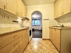 Pronájem bytu 3+1, Praha - Strašnice, Pod strání, 42 m2