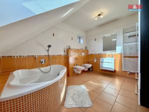 Prodej rodinného domu, Hrušovany u Brna, Tyršova, 178 m2
