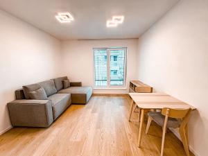 Pronájem bytu 2+kk, Praha - Stodůlky, Hábova, 50 m2