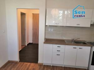 Pronájem bytu 2+kk, Karviná, Slovenská, 37 m2