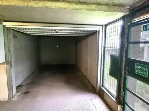 Pronájem garáže, České Budějovice - České Budějovice 2, Krčínova, 16 m2