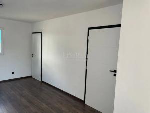 Prodej - jiné, Praha - Holešovice, Sanderova, 52 m2