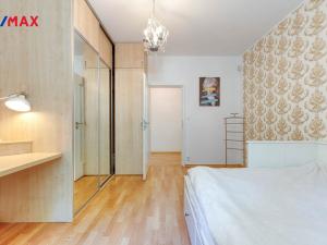 Prodej bytu 4+1, Praha - Smíchov, Na Hřebenkách, 124 m2