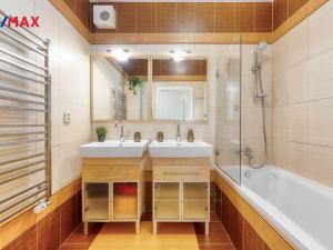 Prodej bytu 4+1, Praha - Smíchov, Na Hřebenkách, 124 m2