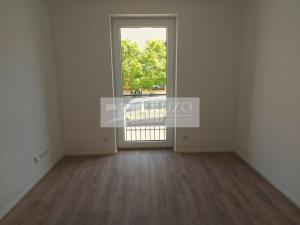 Pronájem bytu 3+kk, Praha - Dolní Chabry, Počeradská, 62 m2