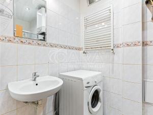 Prodej bytu 1+kk, Praha - Žižkov, Viklefova, 35 m2