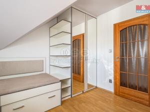 Prodej rodinného domu, Veltrusy, U Stadionu, 180 m2