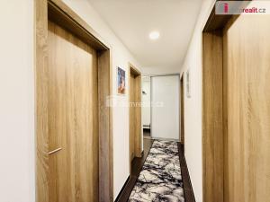 Prodej bytu 3+kk, Praha - Horní Měcholupy, Mantovská, 77 m2