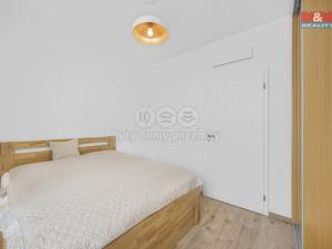 Prodej bytu 3+kk, Praha - Dolní Počernice, Černodolská, 64 m2