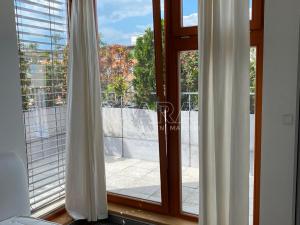 Pronájem bytu 2+kk, Praha - Žižkov, Květinková, 45 m2