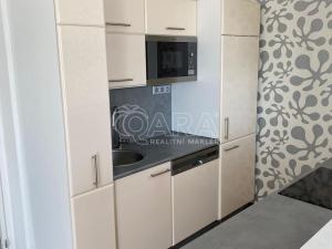 Pronájem bytu 2+kk, Praha - Žižkov, Květinková, 45 m2