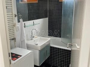 Pronájem bytu 2+kk, Praha - Žižkov, Květinková, 45 m2