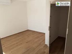 Prodej rodinného domu, Novalja, Chorvatsko, 110 m2