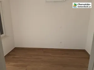 Prodej rodinného domu, Novalja, Chorvatsko, 110 m2