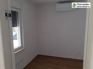 Prodej rodinného domu, Novalja, Chorvatsko, 110 m2