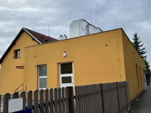 Prodej obchodního prostoru, Dolní Benešov, Nádražní, 420 m2