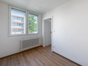 Prodej bytu 2+1, Praha - Lhotka, Zálesí, 42 m2