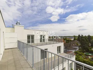 Prodej bytu 5+kk, Praha - Hostavice, Českobrodská, 153 m2